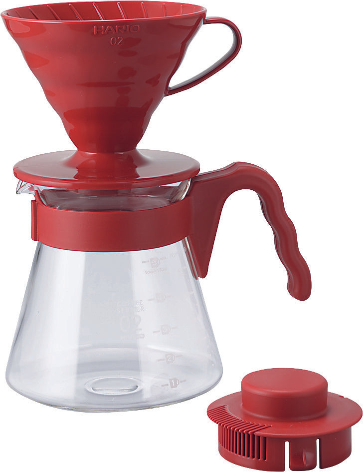 Gocciolatore per caffè in plastica rosso e bicchiere Hario V60 Size 02 Brown Plastic Coffee Dripper and Glass Server